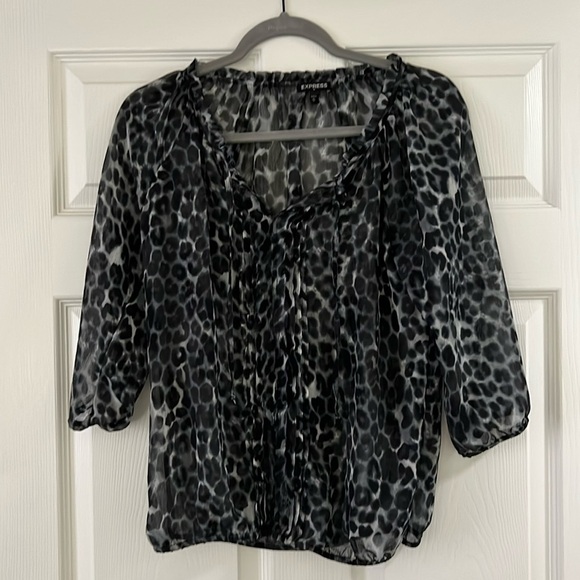 Express Women’s  Sheer Animal Print Blouse Size M - Picture 1 of 9